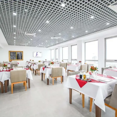 Dorana Hotel *